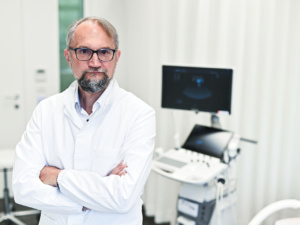 Prikaz urologa tijekom ginekološkog pregleda