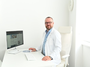 Dr. Bruno Cvjetičanin_plastična kirurgija